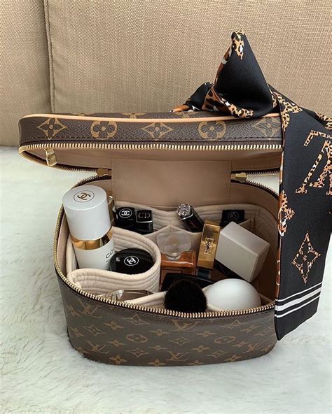 louis vuitton makeup bag nice bibi|louis nice bb bag.